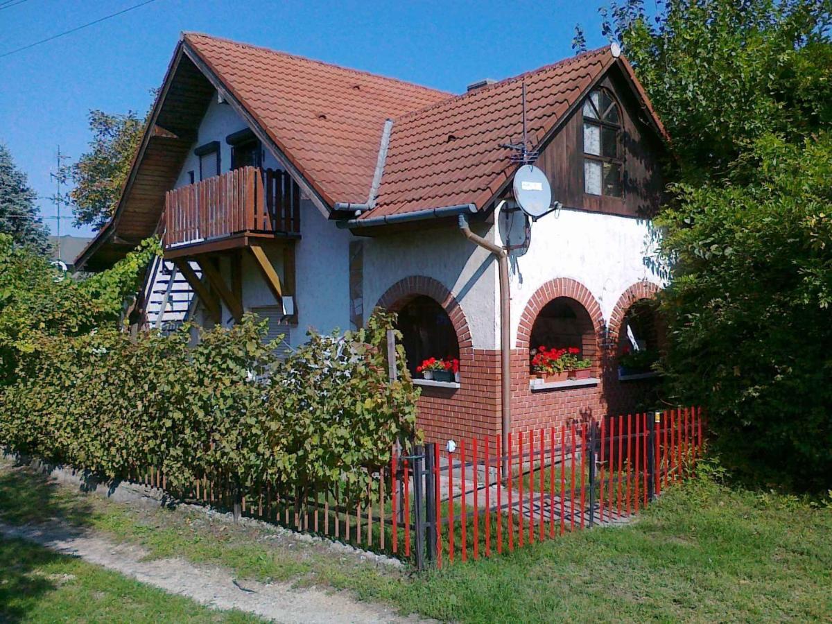 Holiday Home In Balatonfenyves 18465 מראה חיצוני תמונה